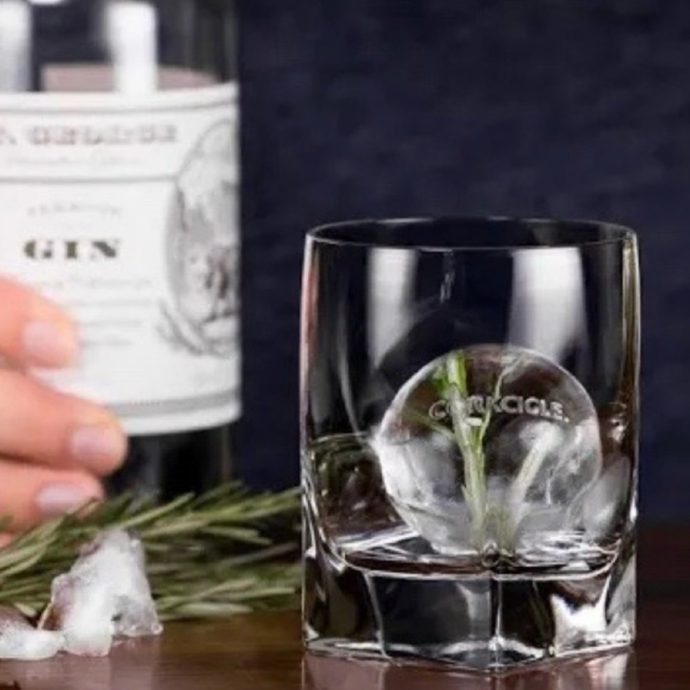 Corkcicle Invisiball Crystal Clear Ice Sphere Maker Craft Cocktails & Tumbler